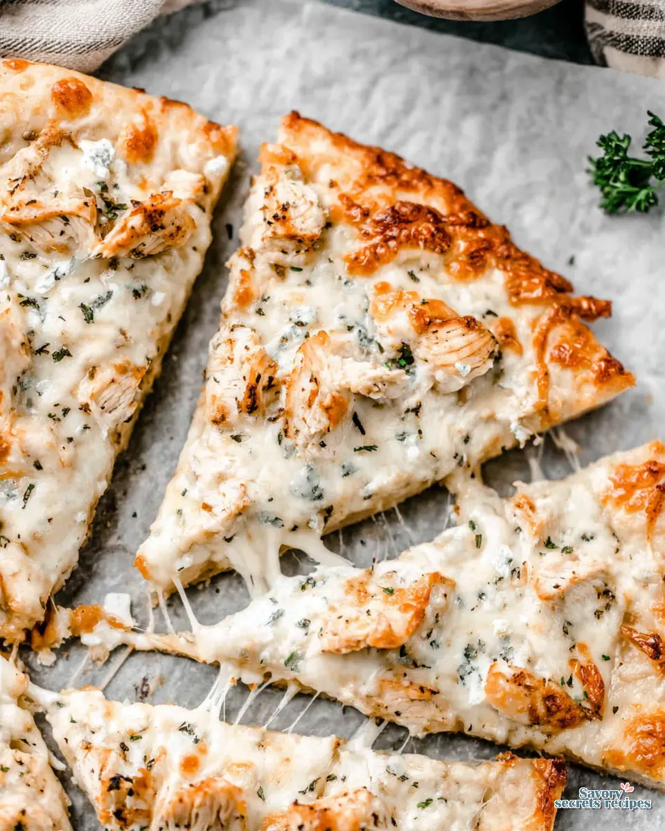 Chicken Alfredo Pizza close up
